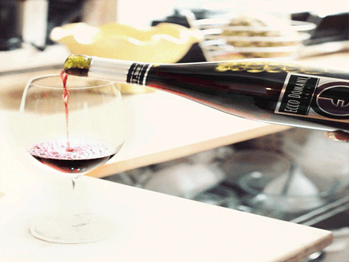 Cinemagraph - Wine Pouring